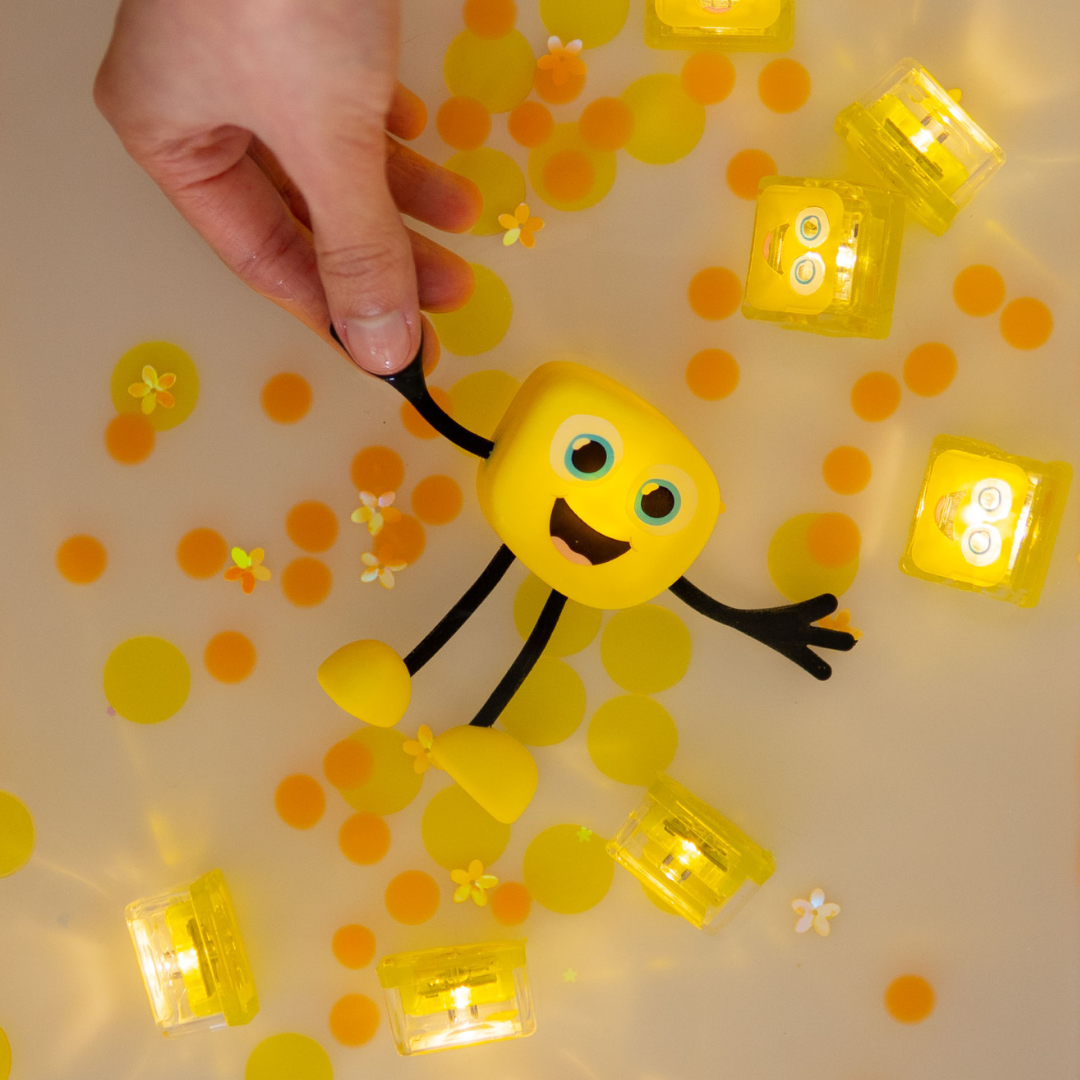 Glo Pal Cube Party Pal Light-Up Sensory Water Toy