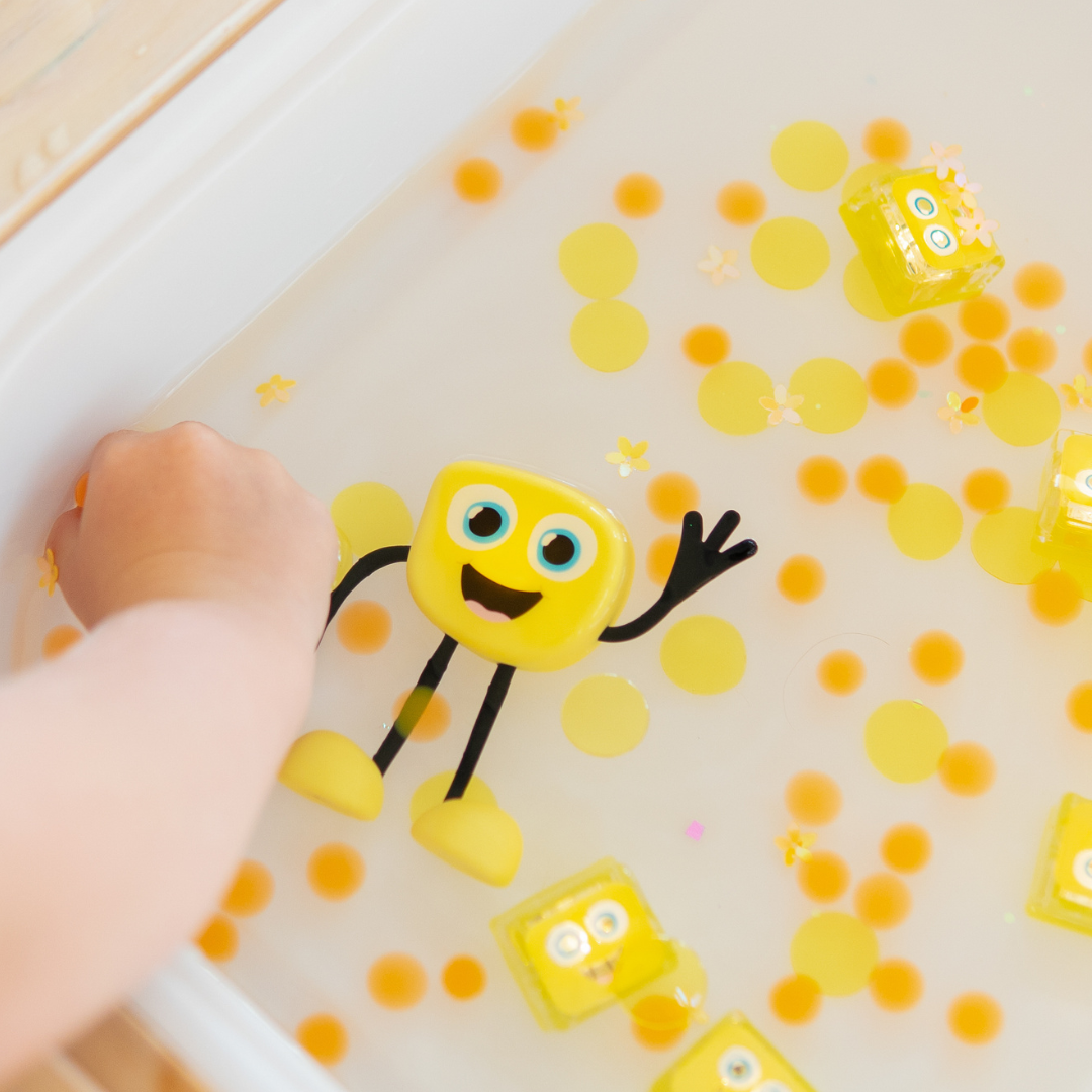 Glo Pal Cube Party Pal Light-Up Sensory Water Toy