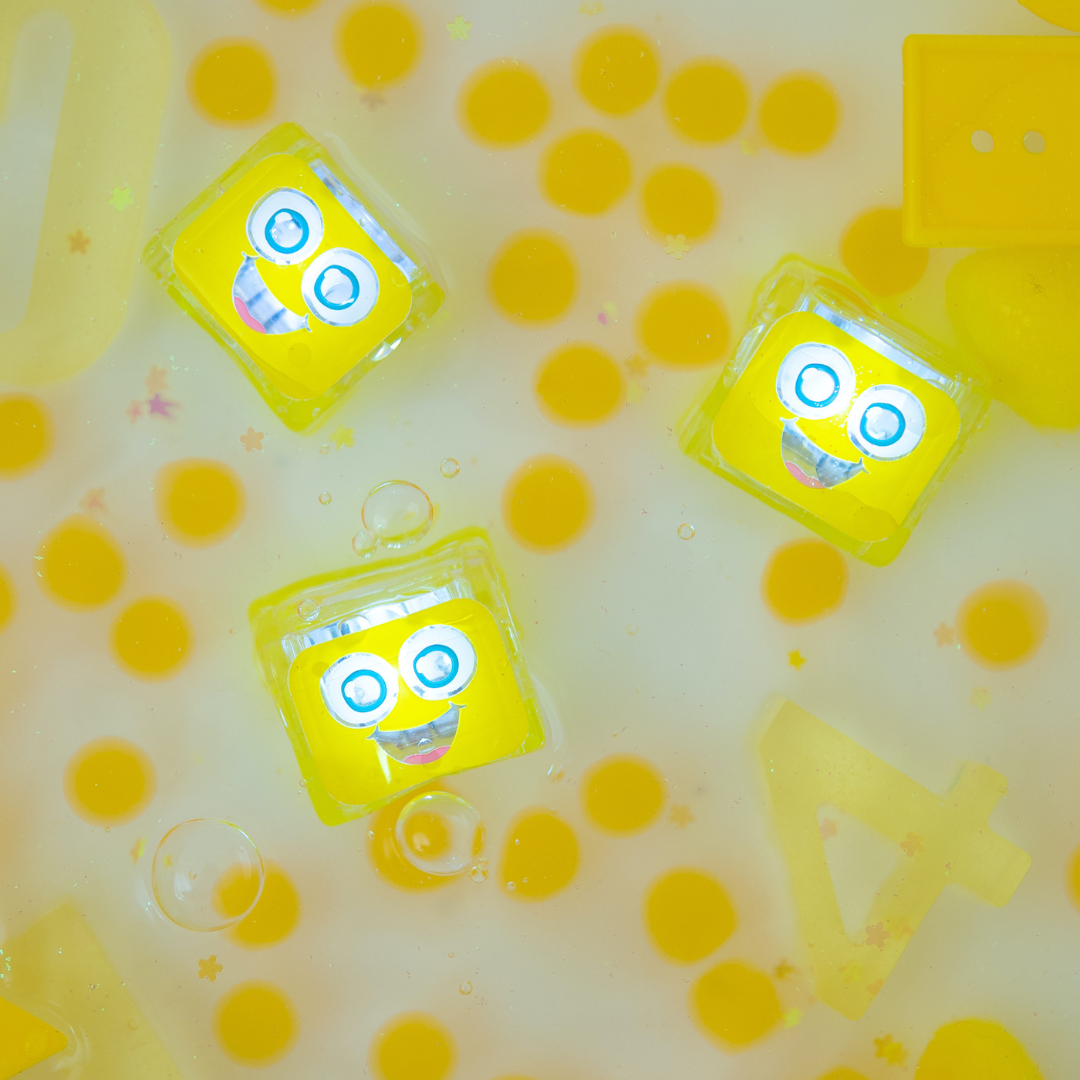 Glo Pal Cube Party Pal Light-Up Sensory Water Toy