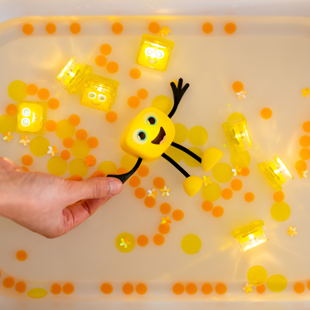 Glo Pal Cube Party Pal Light-Up Sensory Water Toy